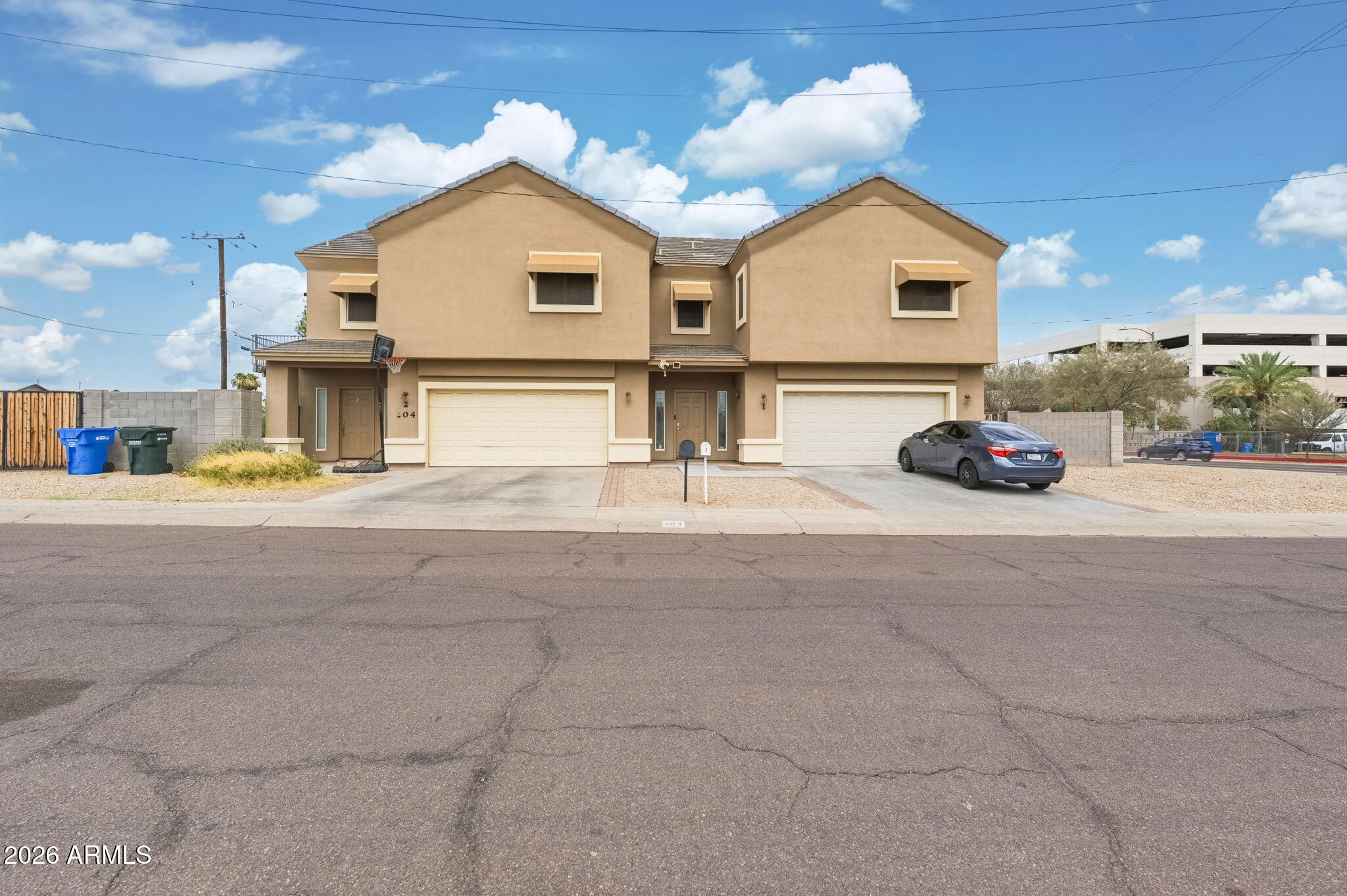 204 East Hatcher Road Phoenix, AZ 85020 - Photo 4 of 14