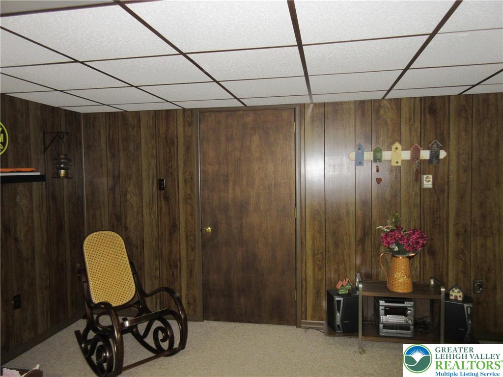 4596 Steuben Road Bethlehem, PA 18020 - Photo 30 of 52 Good size closet in family rm