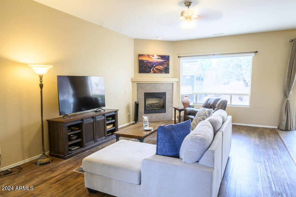 6635 Margam Road Prescott Valley, AZ 86314 - Photo 8 of 16 Gas Fireplace