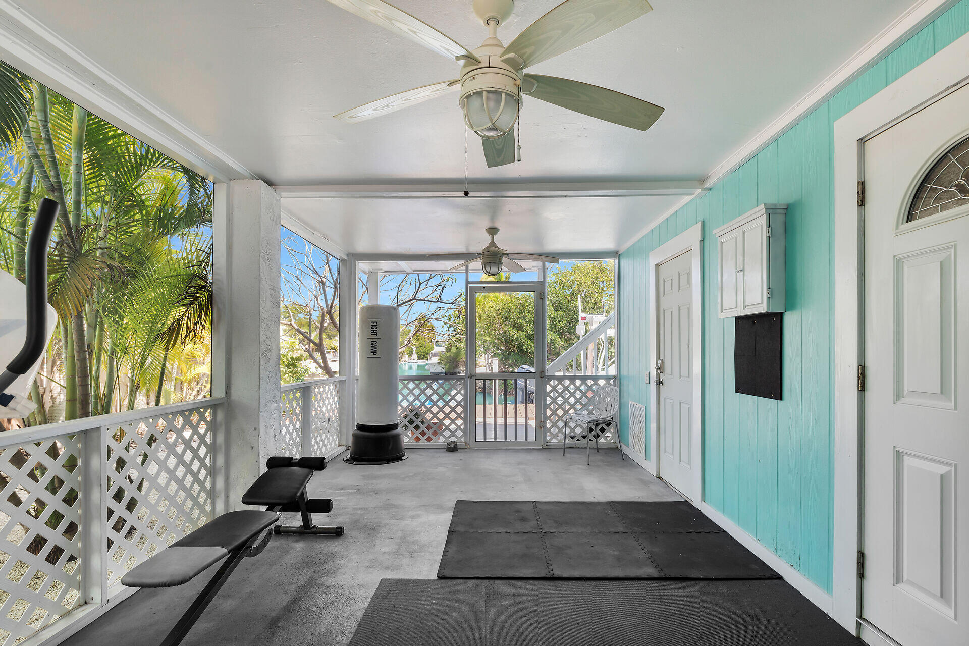 845 Pirates Road Summerland Key, FL 33042 - Photo 44 of 52 845 Pirates Road - screened patio