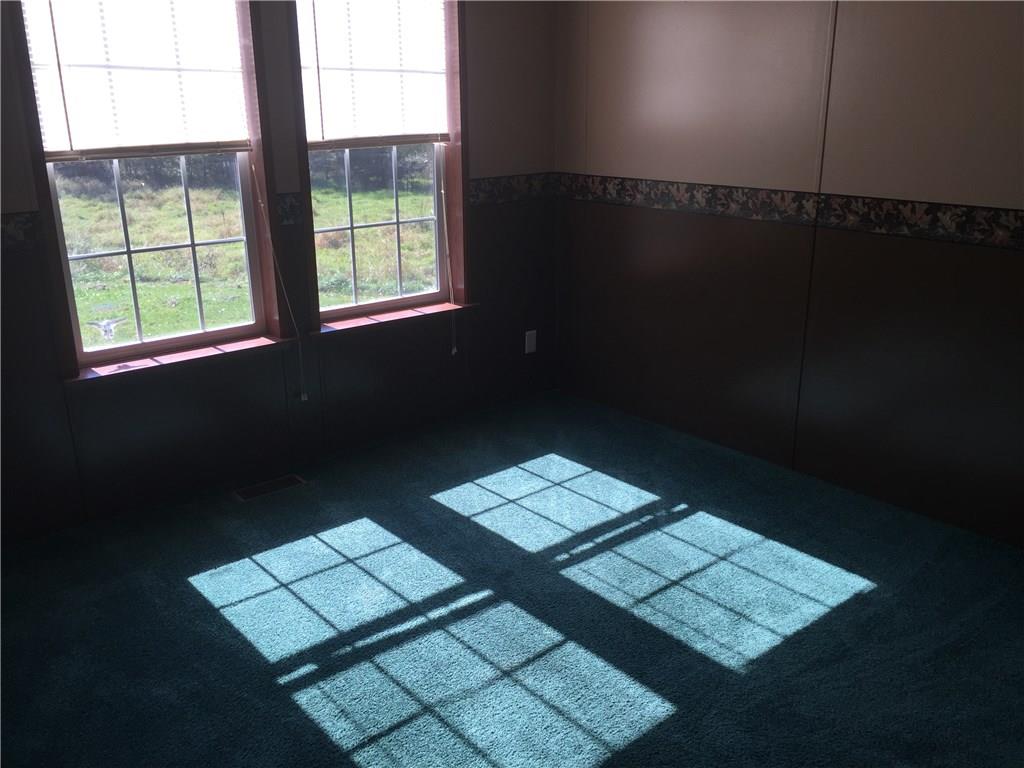 96 Henderson Road Jackson Center, PA 16133 - Photo 12 of 16