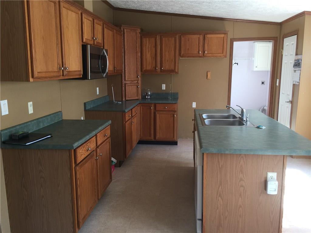 96 Henderson Road Jackson Center, PA 16133 - Photo 9 of 16