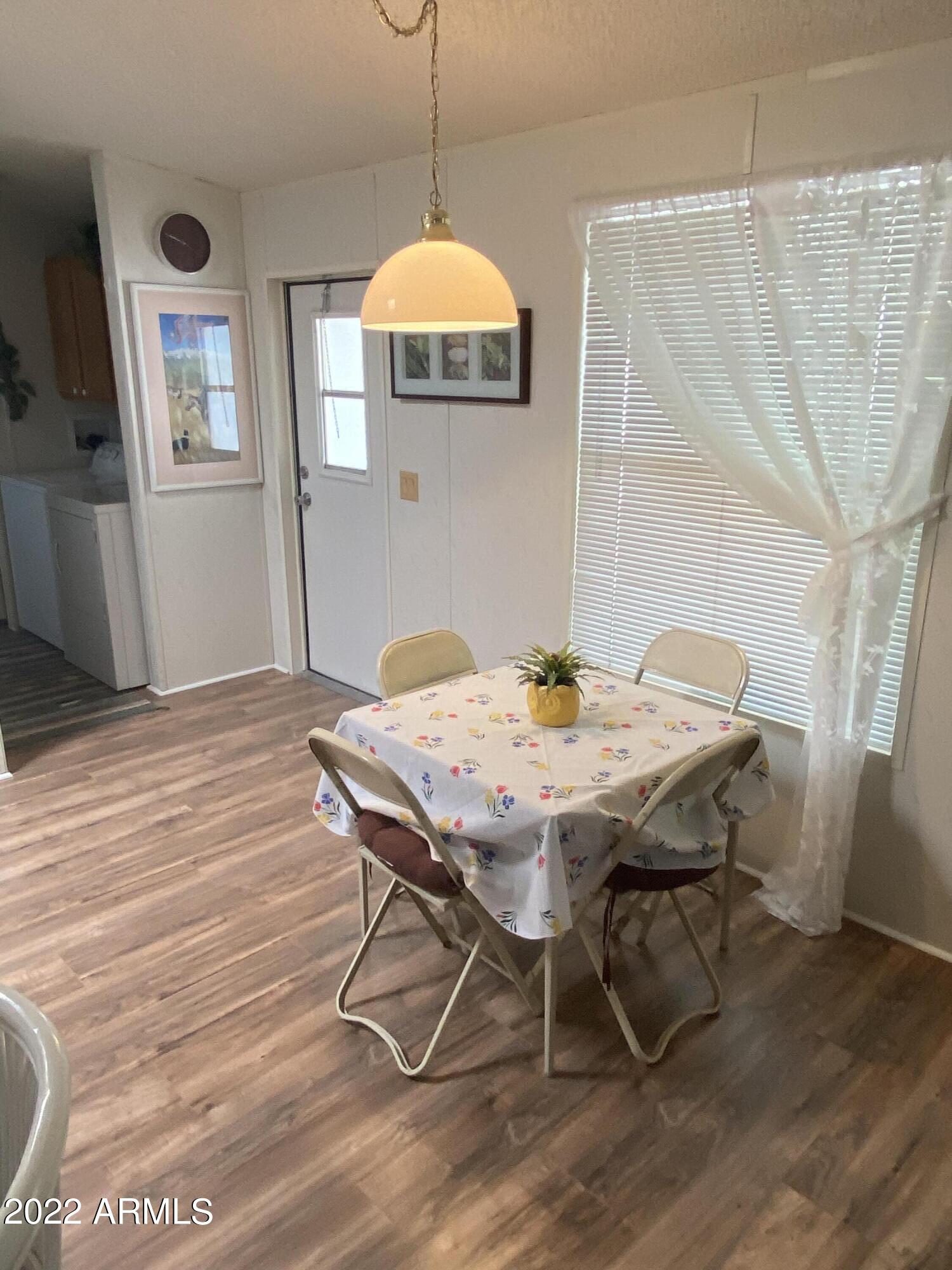 652 South Ellsworth Road, Unit 51 Mesa, AZ 85208 - Photo 8 of 11 FFB21A0C-D419-4899-8050-DF2A94BB6831