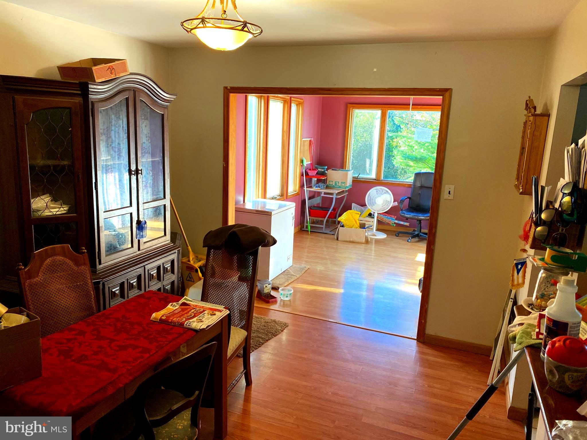 2870 Strasburg Road Coatesville, PA 19320 - Photo 6 of 31 Dining room