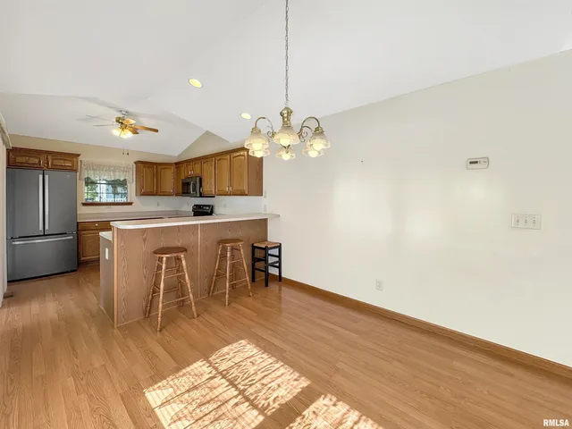 $360,000 | 1600 Kingsbury Road, Washington, IL 61571