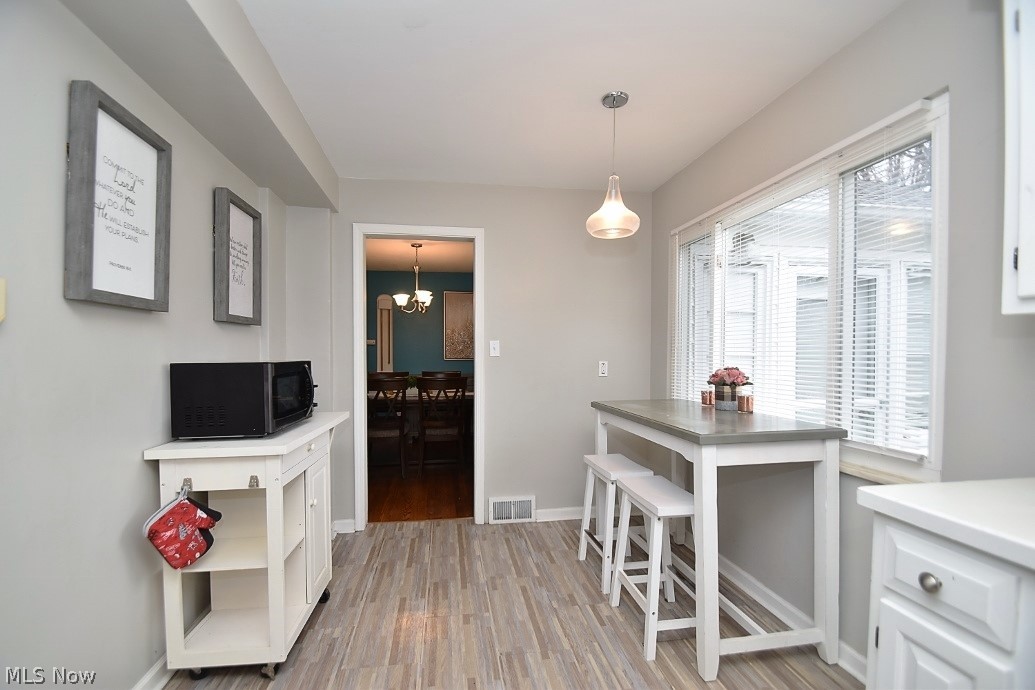 1423 Westover Road Cleveland, OH 44118 - Photo 17 of 32