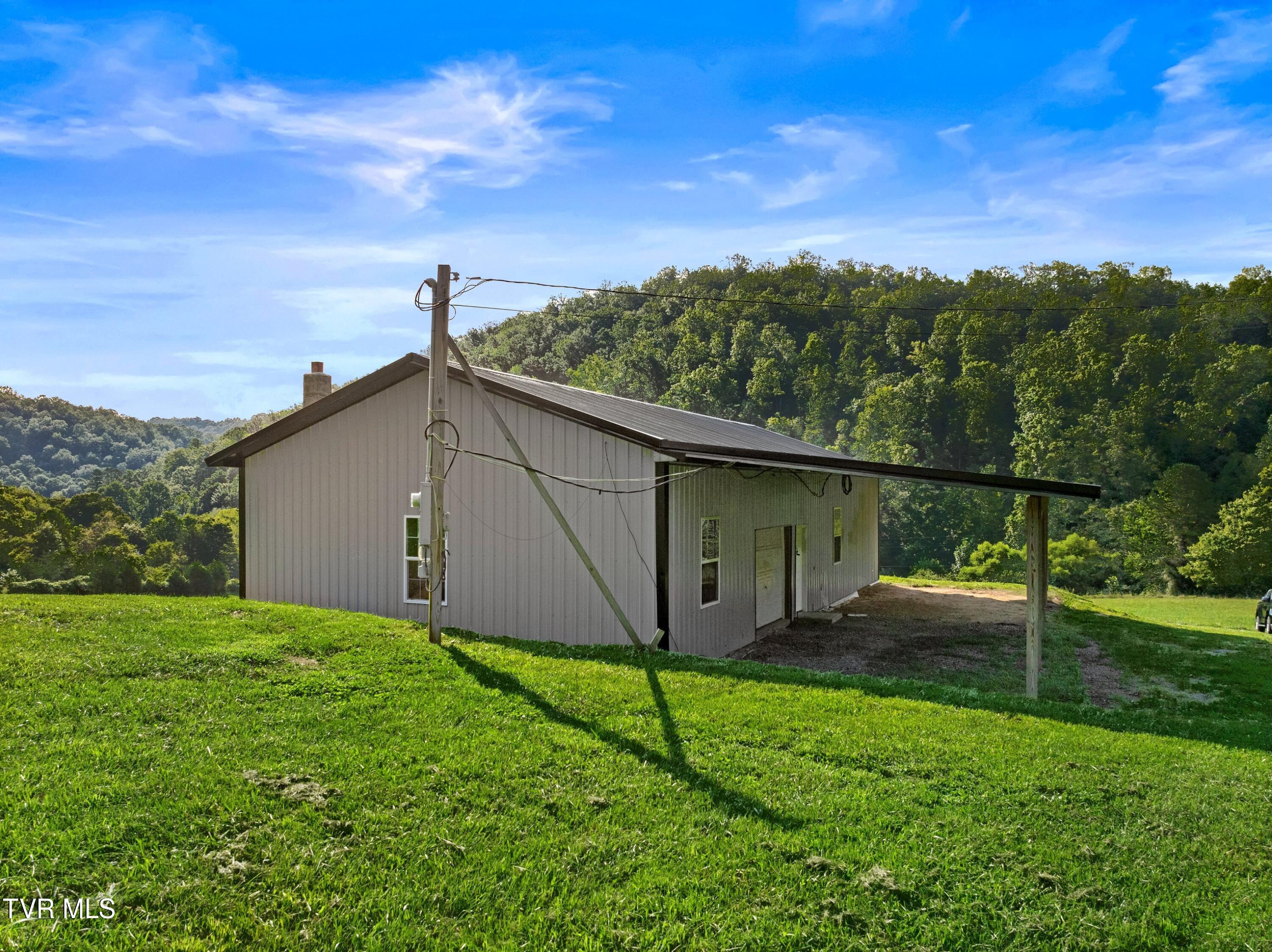 823 Fishers Creek Road Rogersville, TN 37857 - Photo 12 of 29 DJI_20240807094452_0013_D.jpg-SMALL
