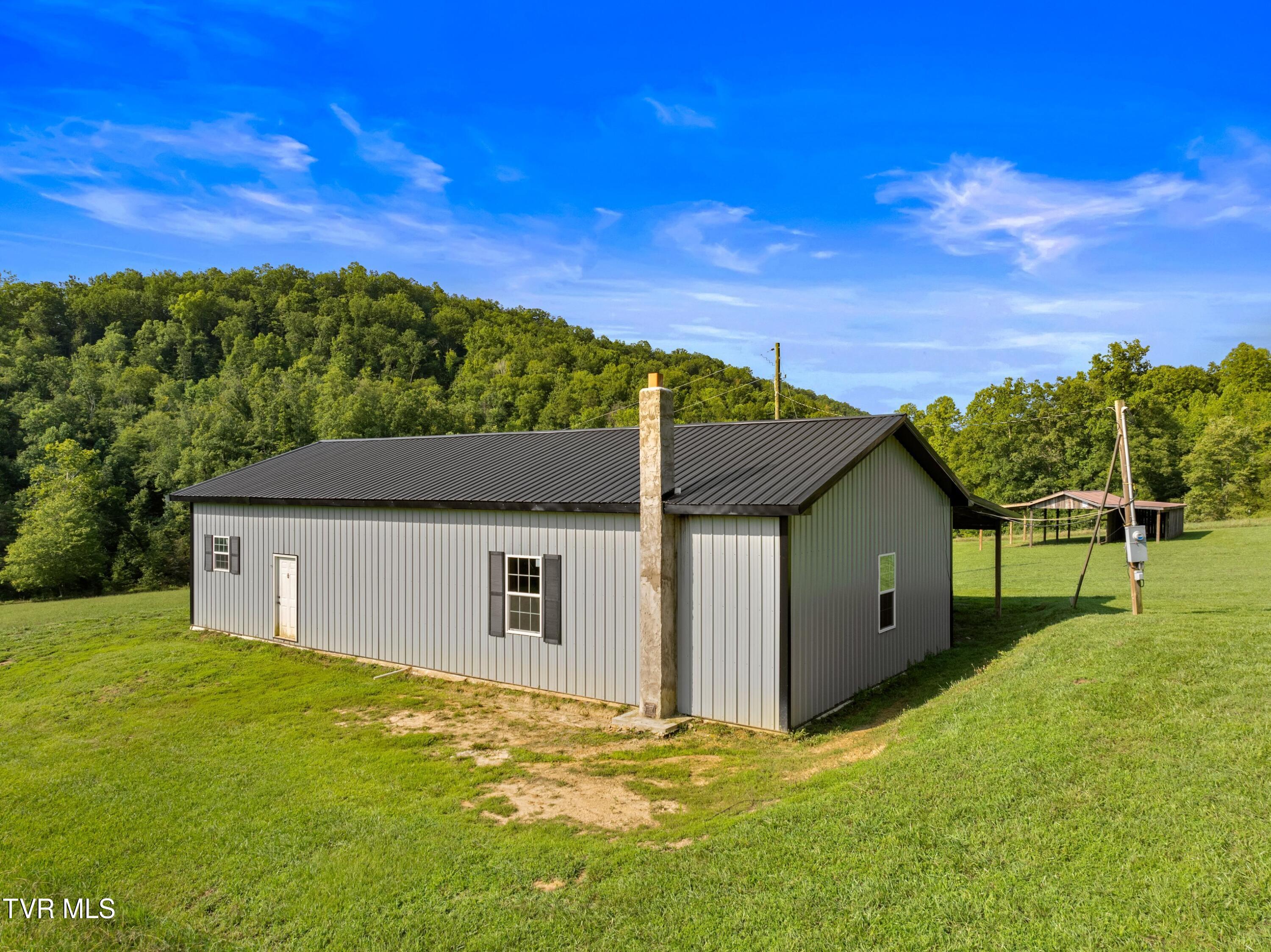 823 Fishers Creek Road Rogersville, TN 37857 - Photo 3 of 29 C.jpg-SMALL