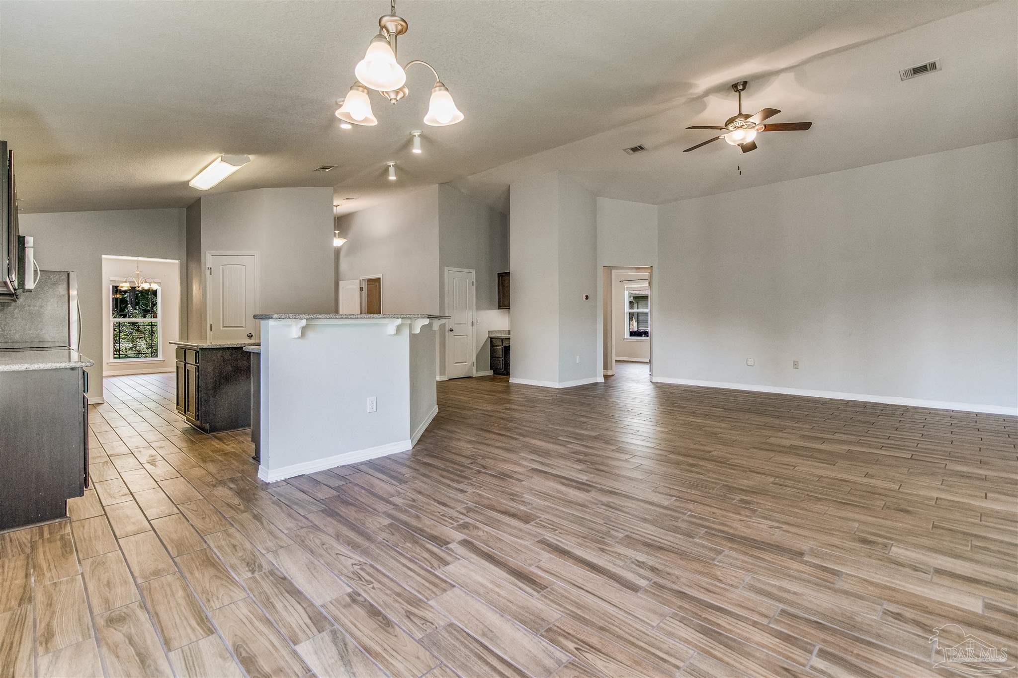 1916 Shannon Road Navarre, FL 32566 - Photo 12 of 50 Gallery Image 12