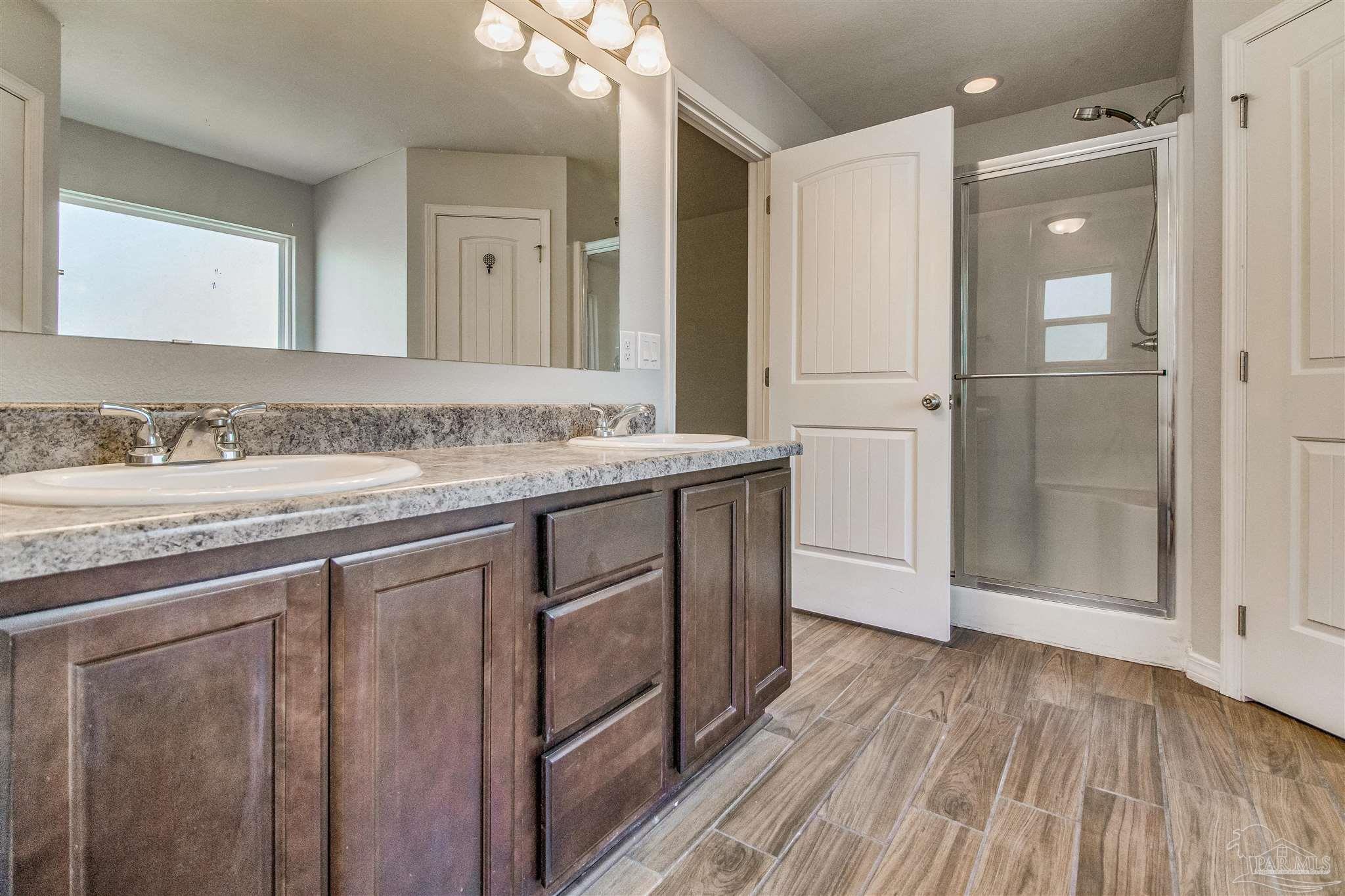 1916 Shannon Road Navarre, FL 32566 - Photo 36 of 50 Gallery Image 36