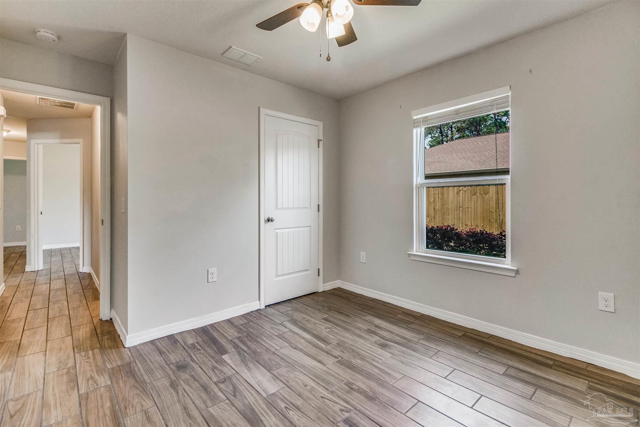 1916 Shannon Road Navarre, FL 32566 - Photo 38 of 50 Gallery Image 38