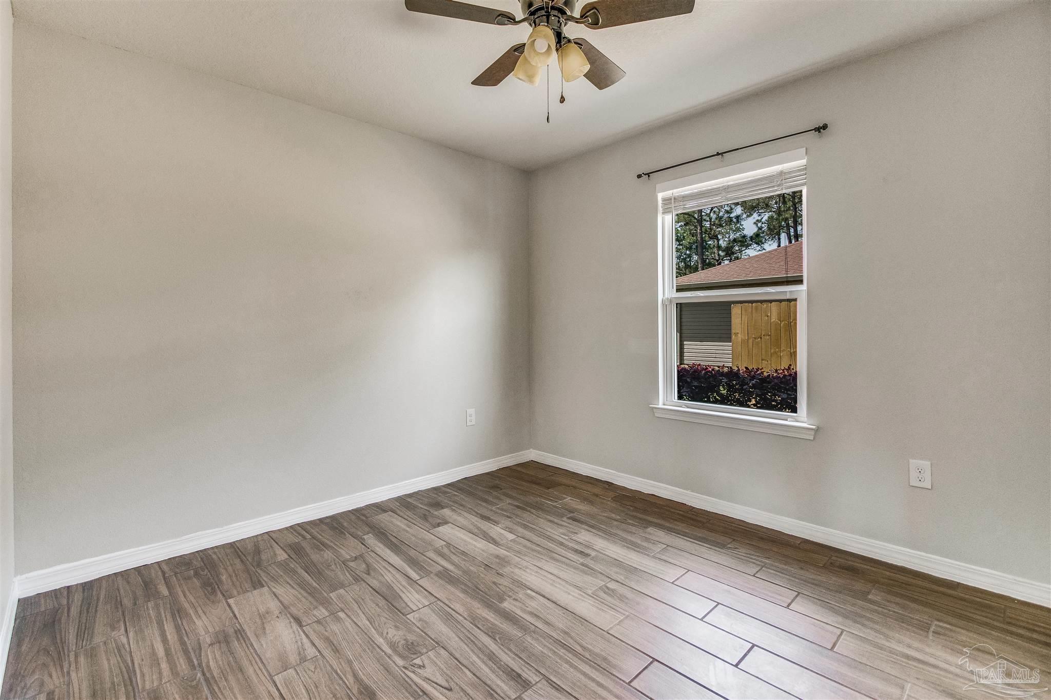 1916 Shannon Road Navarre, FL 32566 - Photo 39 of 50 Gallery Image 39