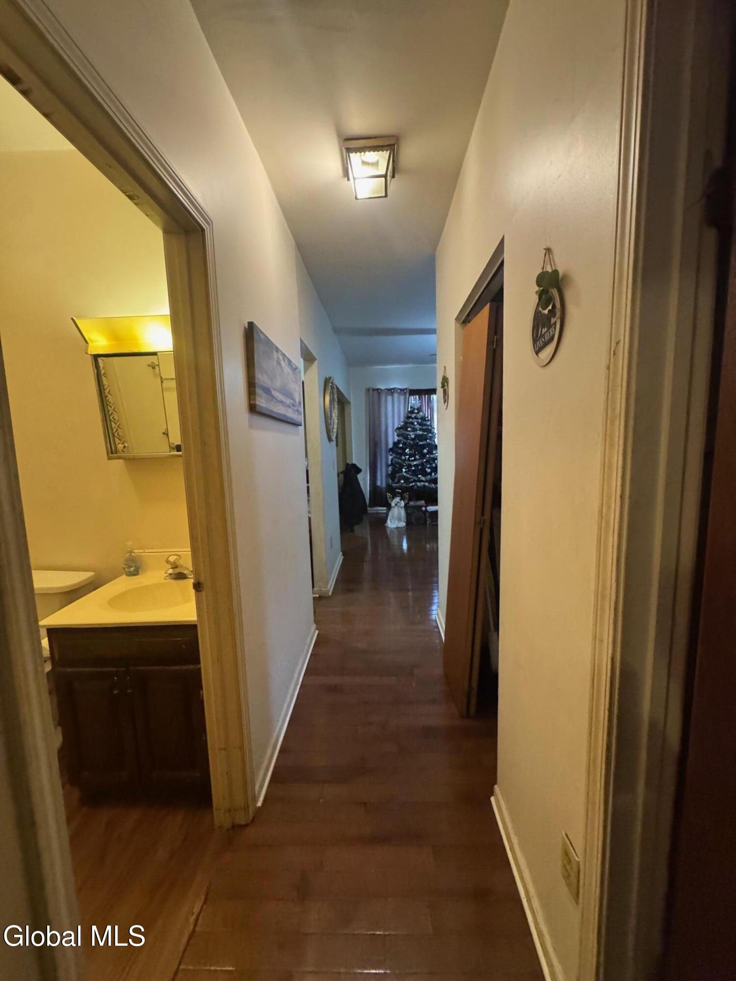 101 3rd Avenue Albany, NY 12202 - Photo 10 of 31 IMG_3842