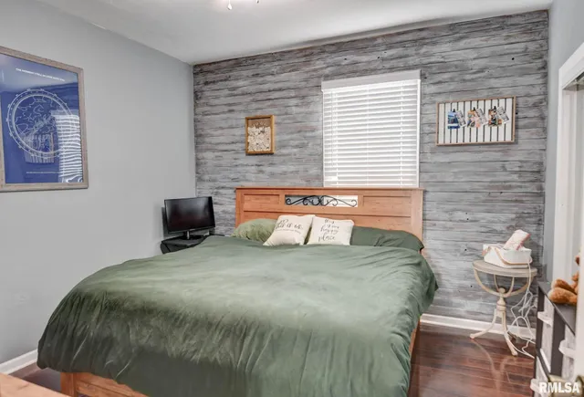 $121,000 | 201 Miss Debra Avenue, Kincaid, IL 62540