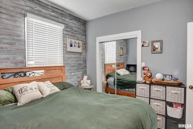 $121,000 | 201 Miss Debra Avenue, Kincaid, IL 62540