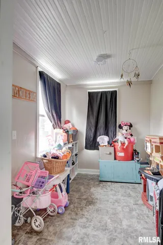 $121,000 | 201 Miss Debra Avenue, Kincaid, IL 62540