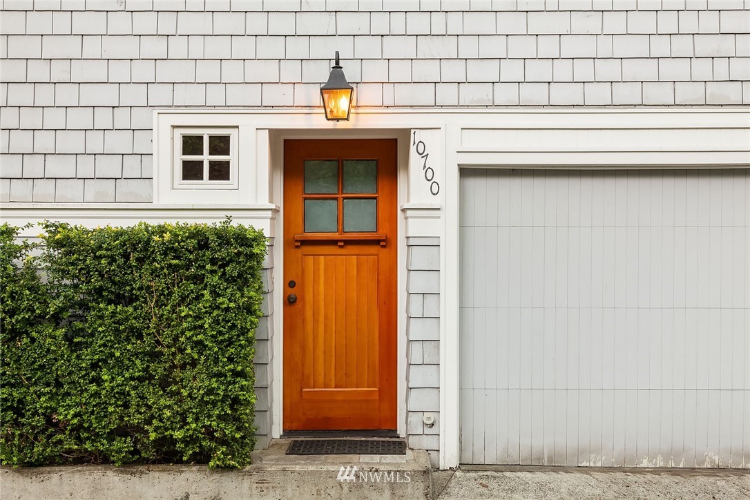 10700 Riviera Place Northeast Seattle, WA 98125 - Photo 17 of 22 Gallery Image 17