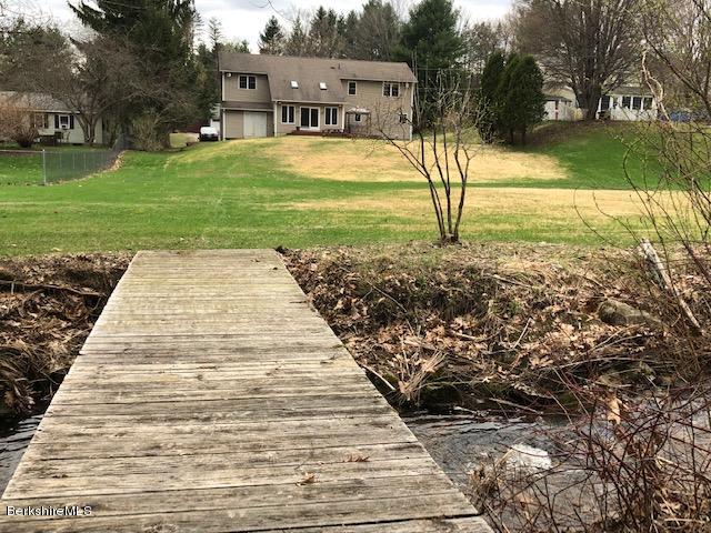 142 Tower Road Dalton, MA 01226 - Photo 9 of 70 164 Tower rd dalton (8)