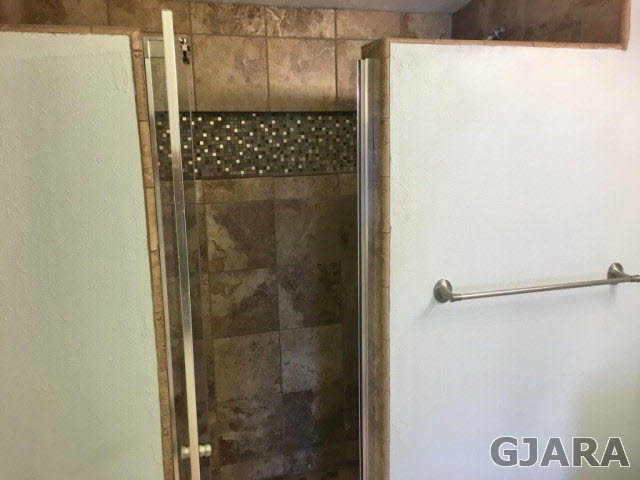 532 34 Road, Unit A Clifton, CO 81520 - Photo 9 of 11 a bathroom with a shower