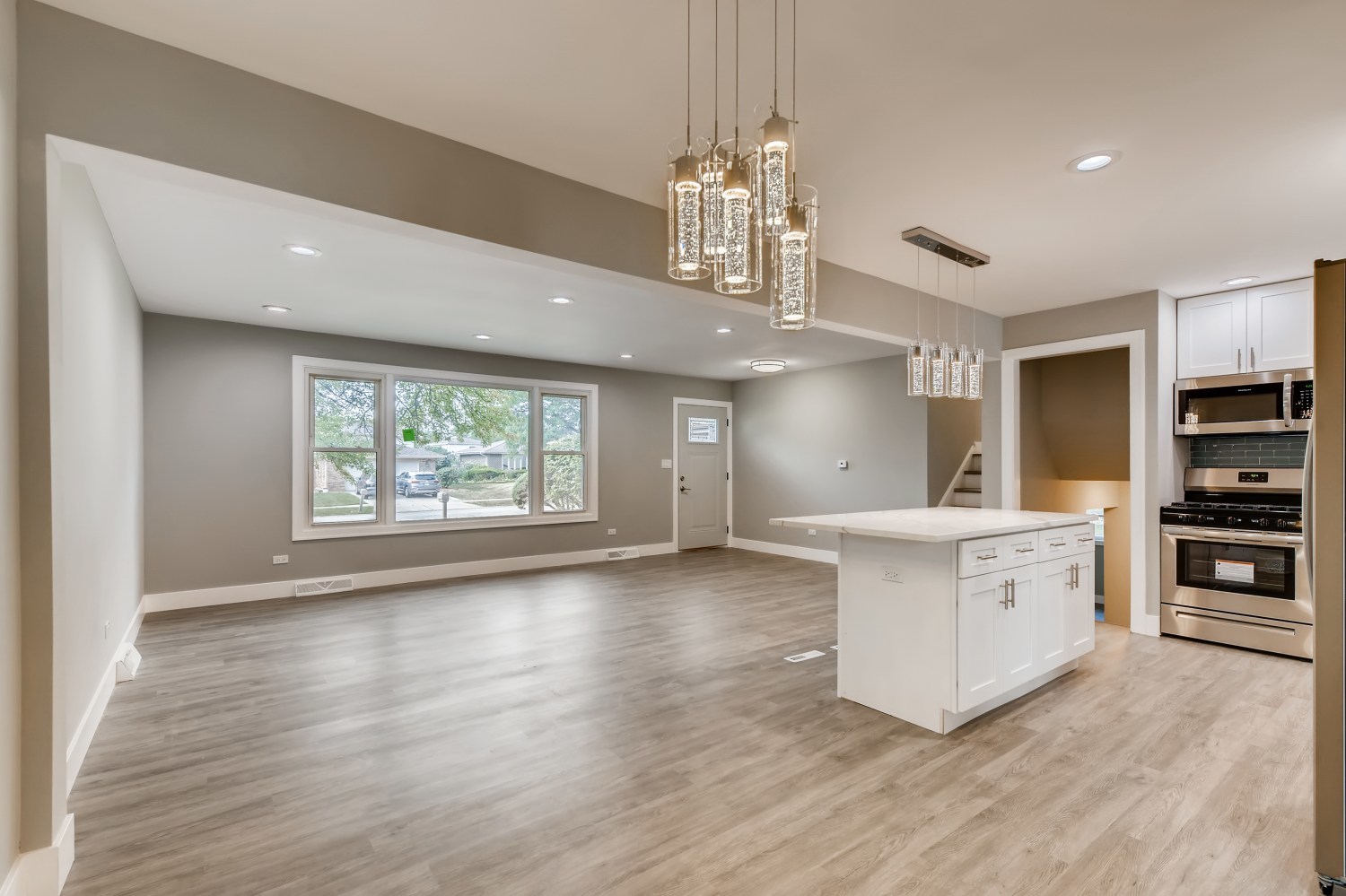 6260 Beaver Dam Road Matteson, IL 60443 - Photo 5 of 24