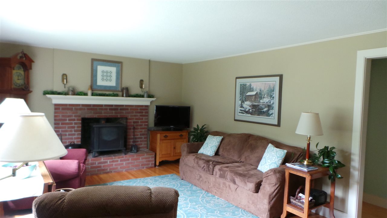 944 Center Of Town Road Hartford, VT 05001 - Photo 24 of 39 Gallery Image 24