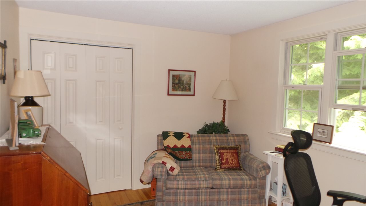944 Center Of Town Road Hartford, VT 05001 - Photo 25 of 39 Gallery Image 25