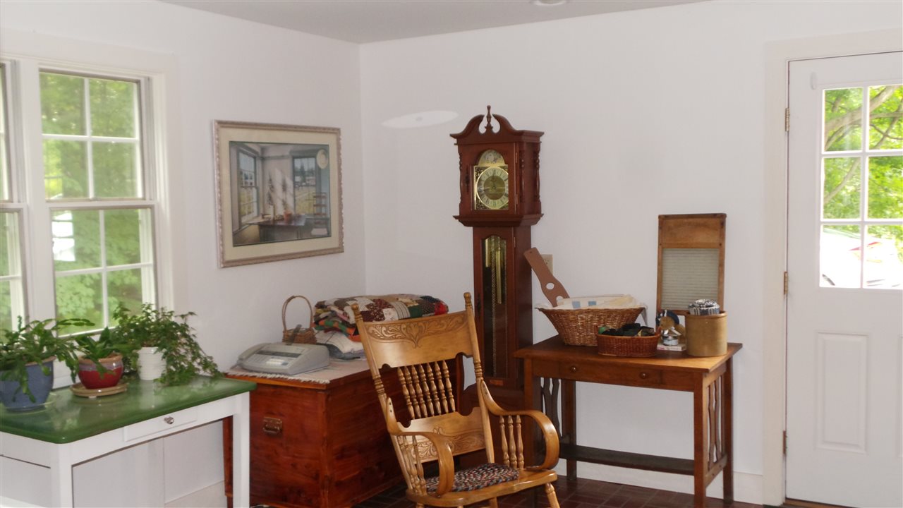 944 Center Of Town Road Hartford, VT 05001 - Photo 33 of 39 Gallery Image 33
