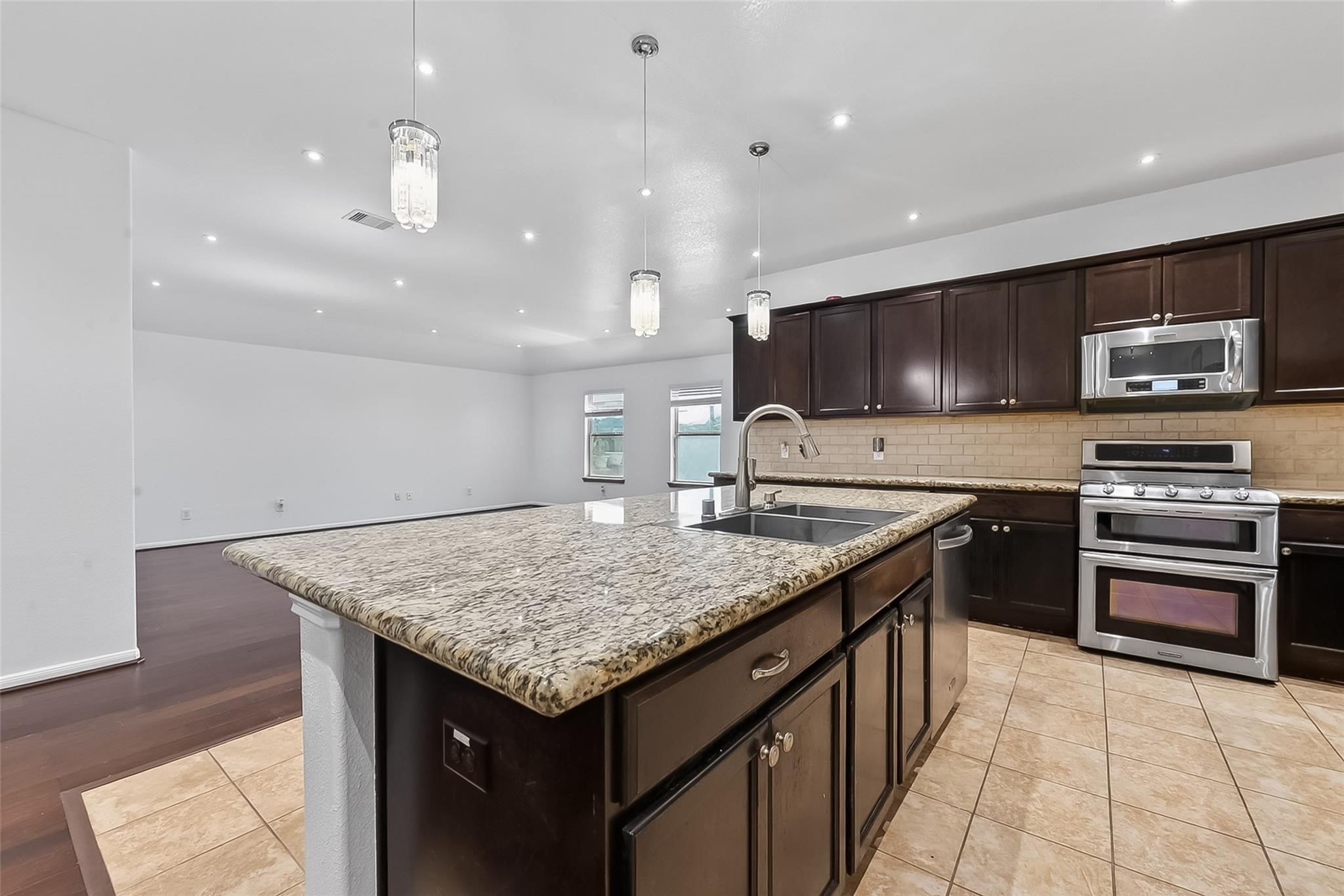 9322 Limestone Ranch Lane Richmond, TX 77407 - Photo 12 of 46