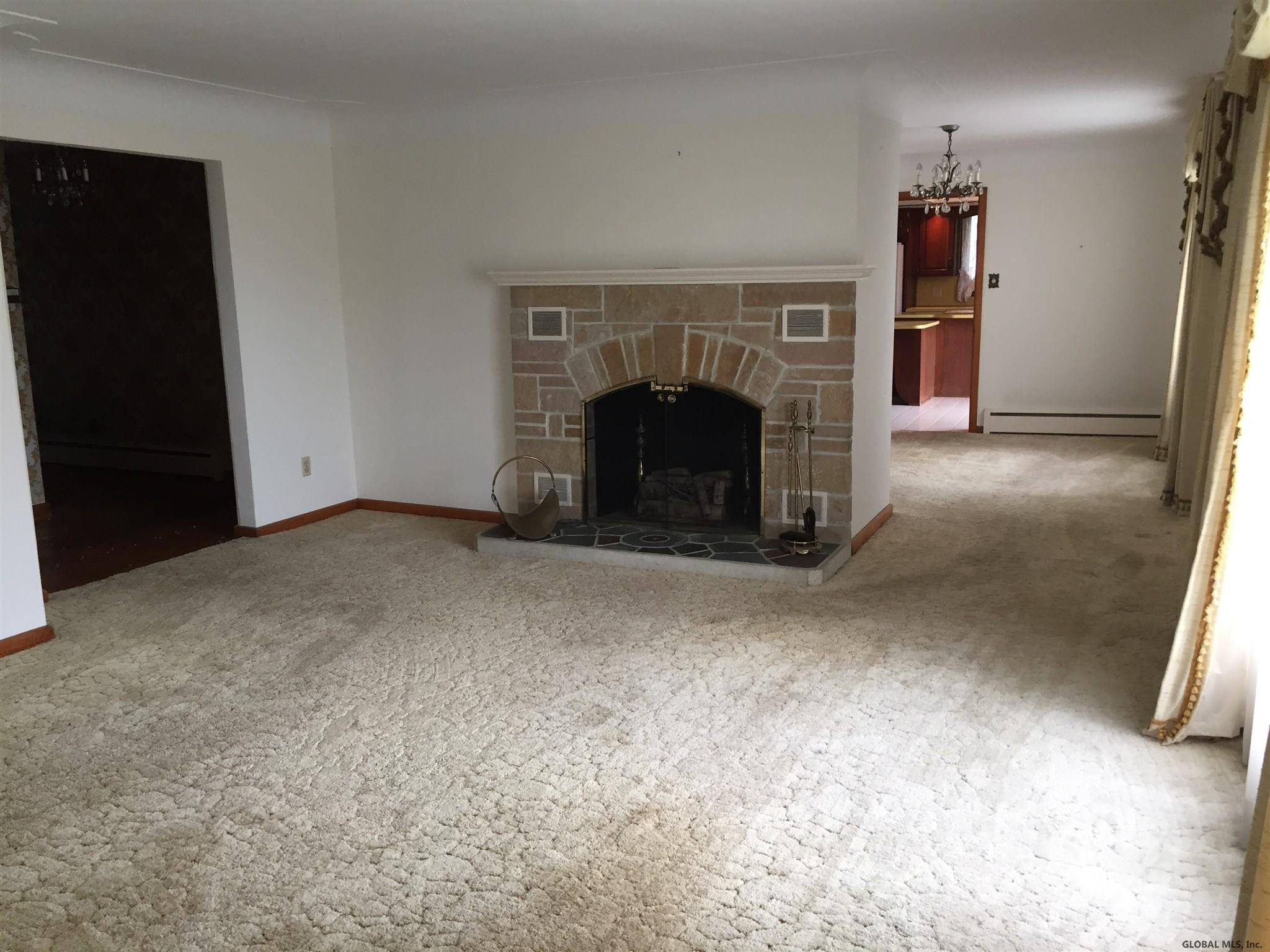 156 Golf Course Road Amsterdam, NY 12010 - Photo 9 of 29 Photo 9