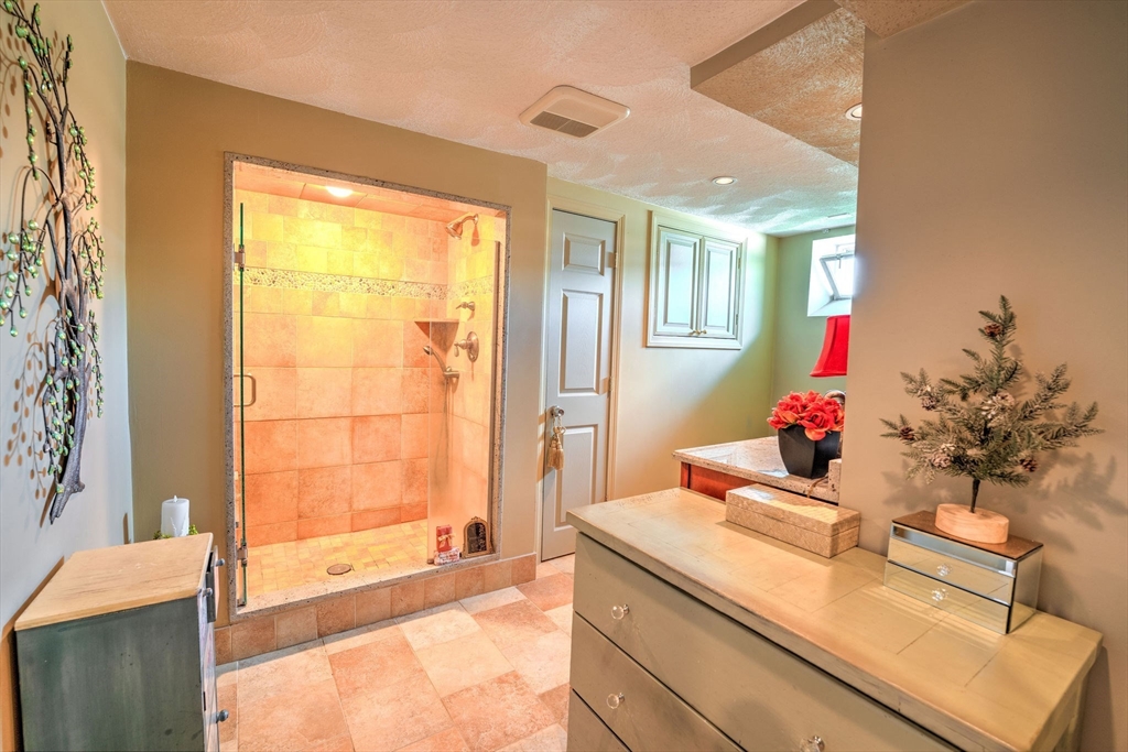 87 Festa Road Revere, MA 02151 - Photo 13 of 19