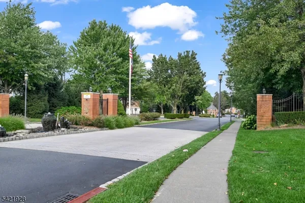 $709,000 | 123 Barclay Drive, Nutley, NJ 07110