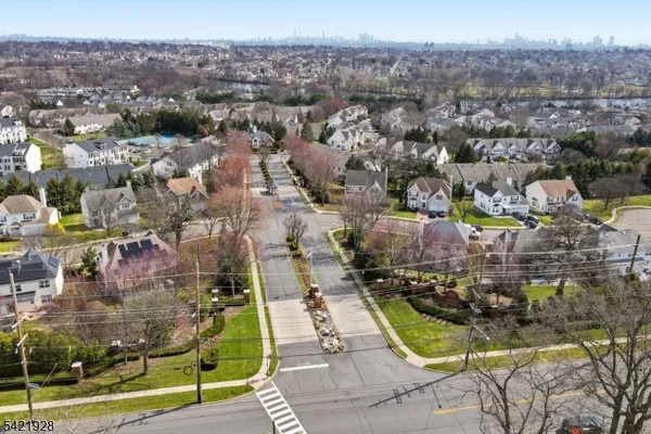 $709,000 | 123 Barclay Drive, Nutley, NJ 07110