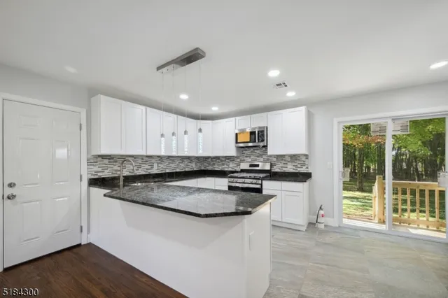 $650,000 | 499 Foothill Road, Bridgewater, NJ 08807