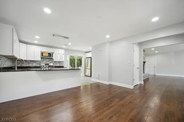 $650,000 | 499 Foothill Road, Bridgewater, NJ 08807