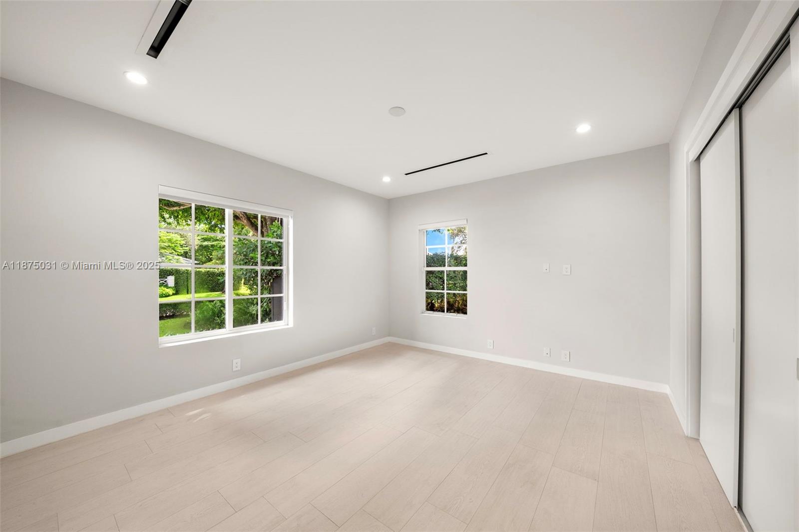 4380 Lake Road Miami, FL 33137 - Photo 36 of 61