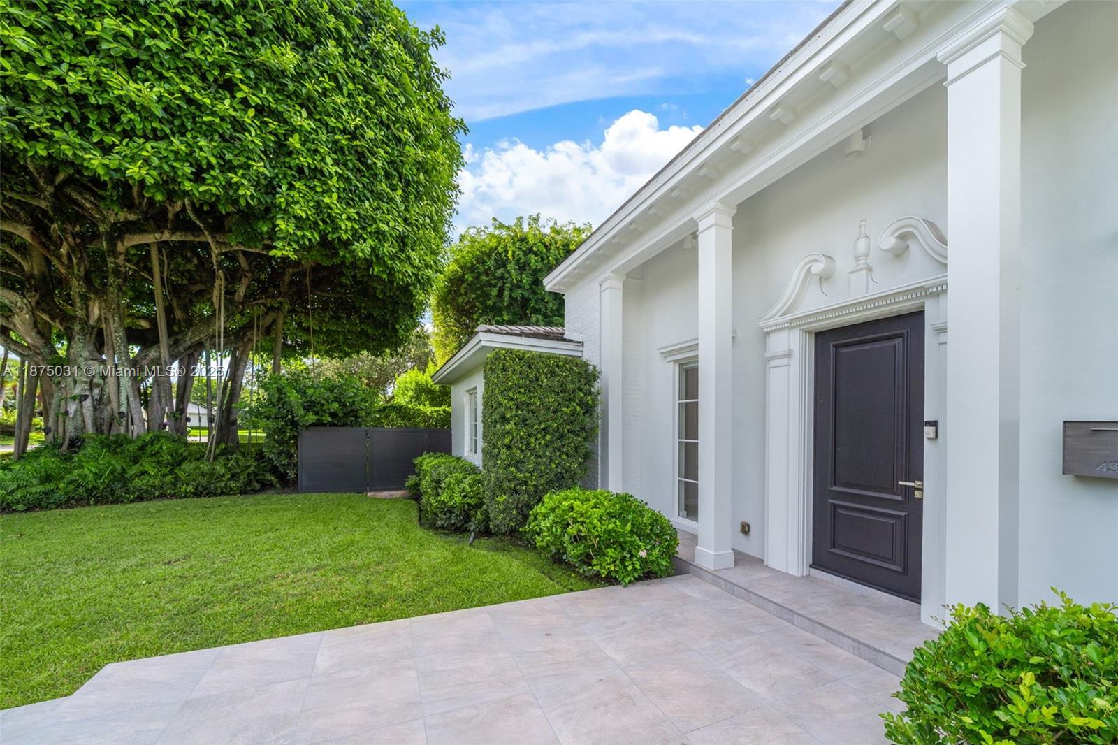 4380 Lake Road Miami, FL 33137 - Photo 4 of 61