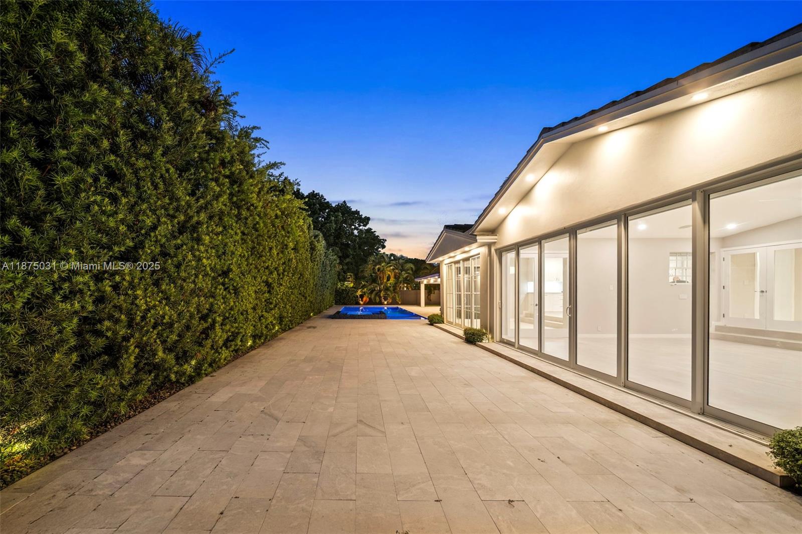 4380 Lake Road Miami, FL 33137 - Photo 53 of 61