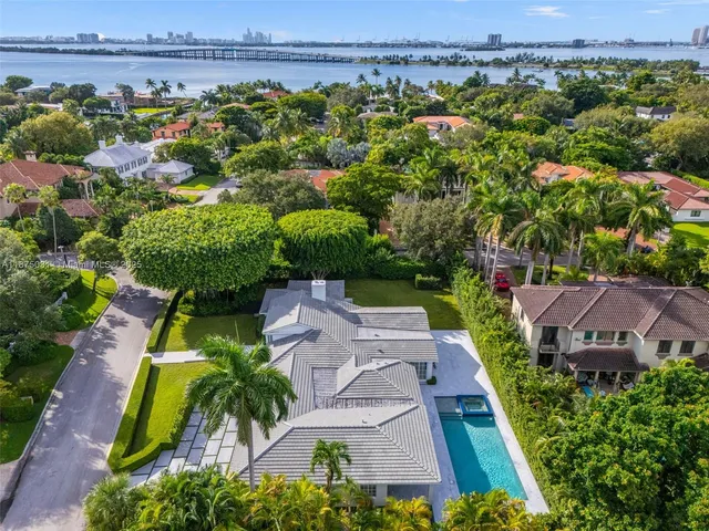 $40,000 | 4380 Lake Road, Miami, FL 33137