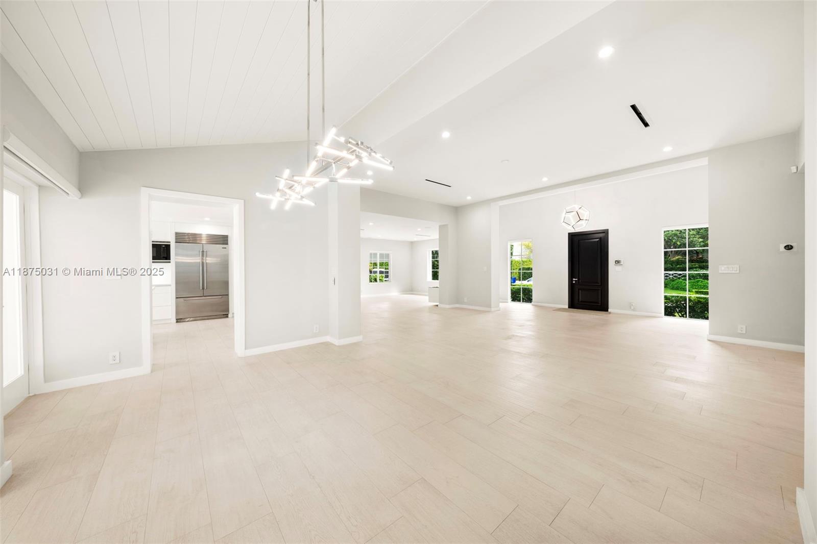 4380 Lake Road Miami, FL 33137 - Photo 6 of 61