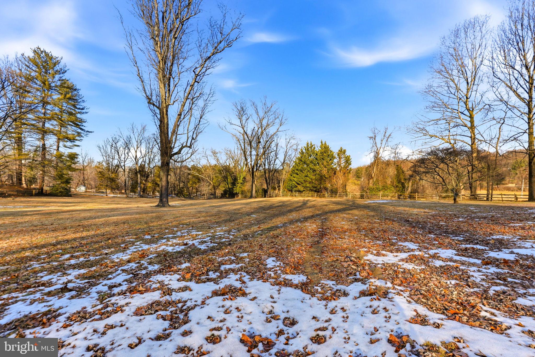 9101 Warfield Road Gaithersburg, MD 20882 - Photo 39 of 44 a view of large space with green space
