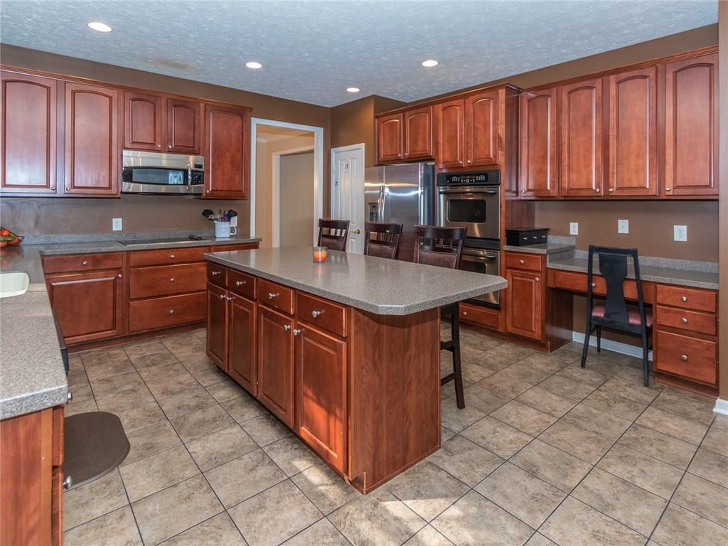 11381 Romeo Place Fishers, IN 46040 - Photo 13 of 37 Gallery Image 13
