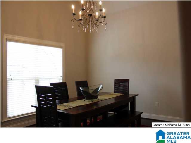 380 Strathaven Drive Pelham, AL 35124 - Photo 5 of 32