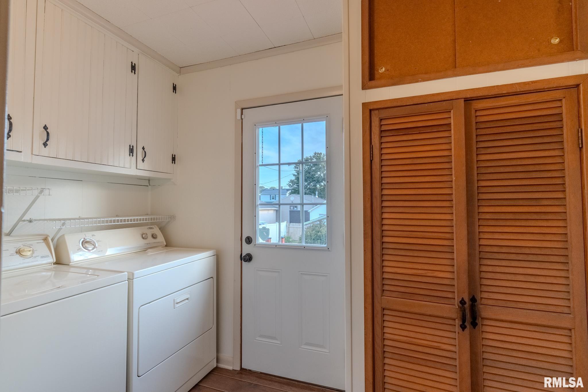 839 6th Avenue South Clinton, IA 52732 - Photo 13 of 33