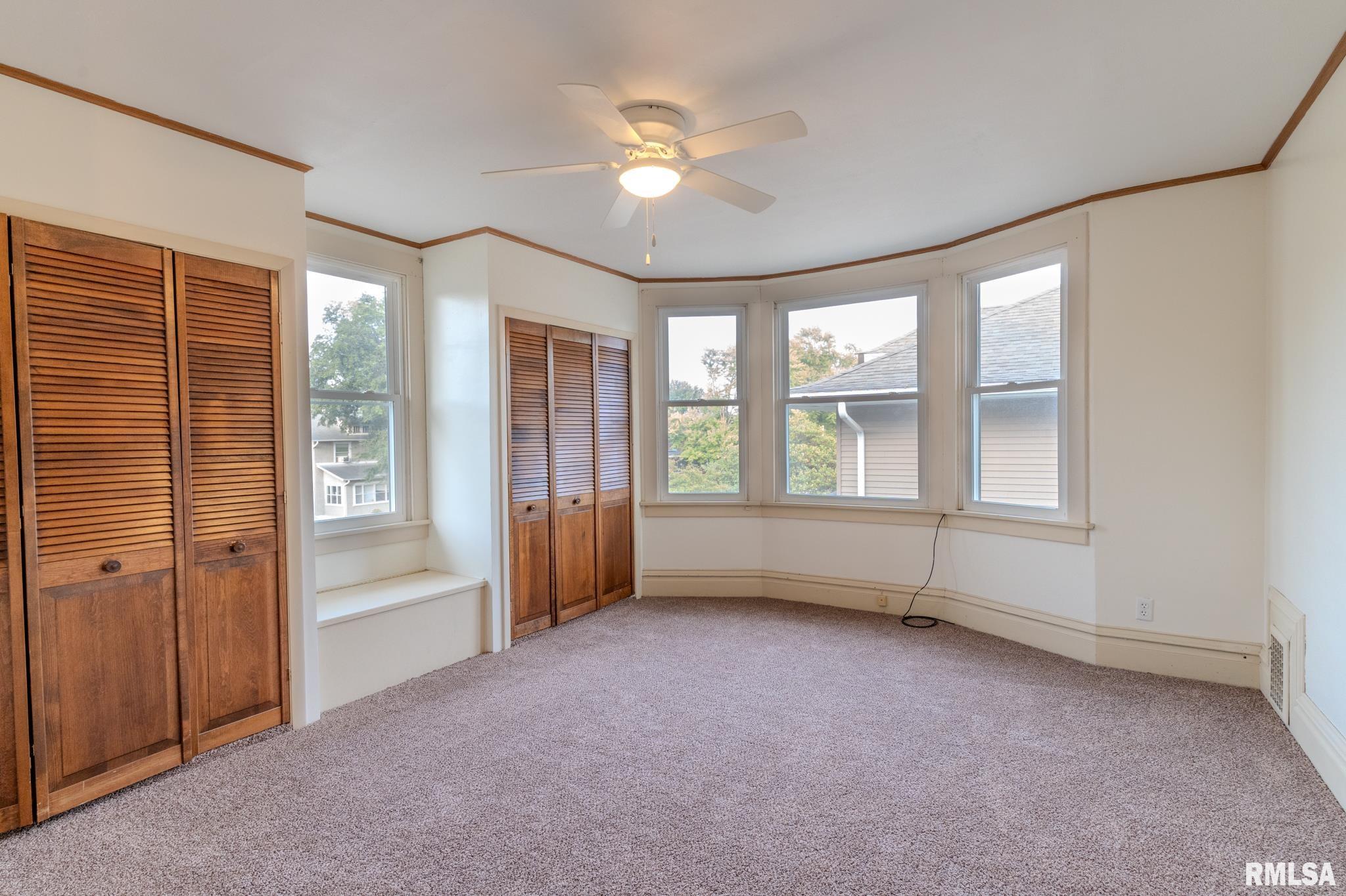 839 6th Avenue South Clinton, IA 52732 - Photo 17 of 33