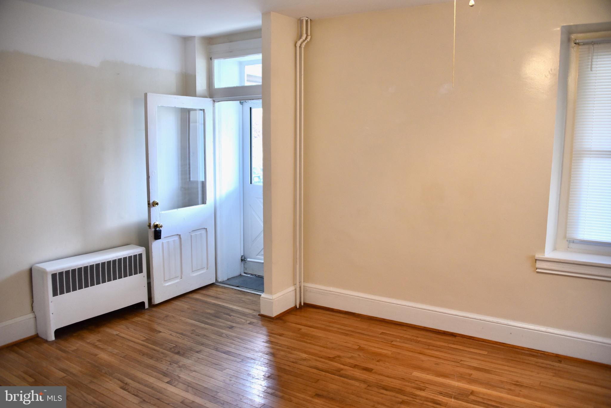 80 Mill Road Birdsboro, PA 19508 - Photo 3 of 30 Living Room - Oak Hardwood Floor