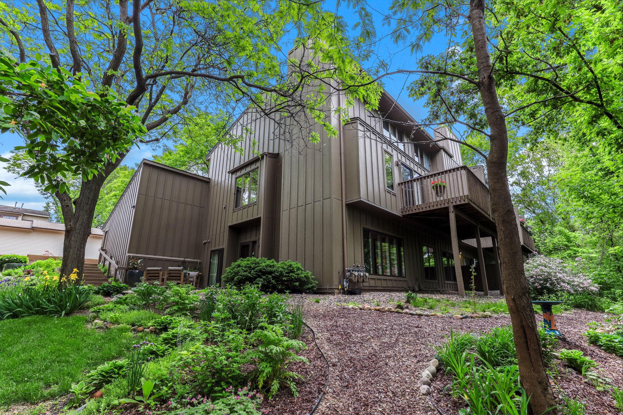 8970 Neill Lake Road Eden Prairie, MN 55347 - Photo 37 of 37