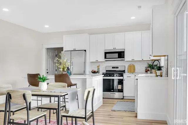 $349,900 | 7513 West Athena Court, Bloomington, IN 47404