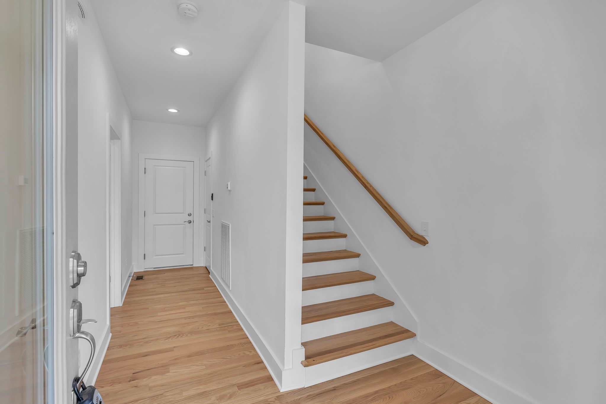 107 Demoss Road, Unit 3 Nashville, TN 37209 - Photo 3 of 35 Gallery Image 3