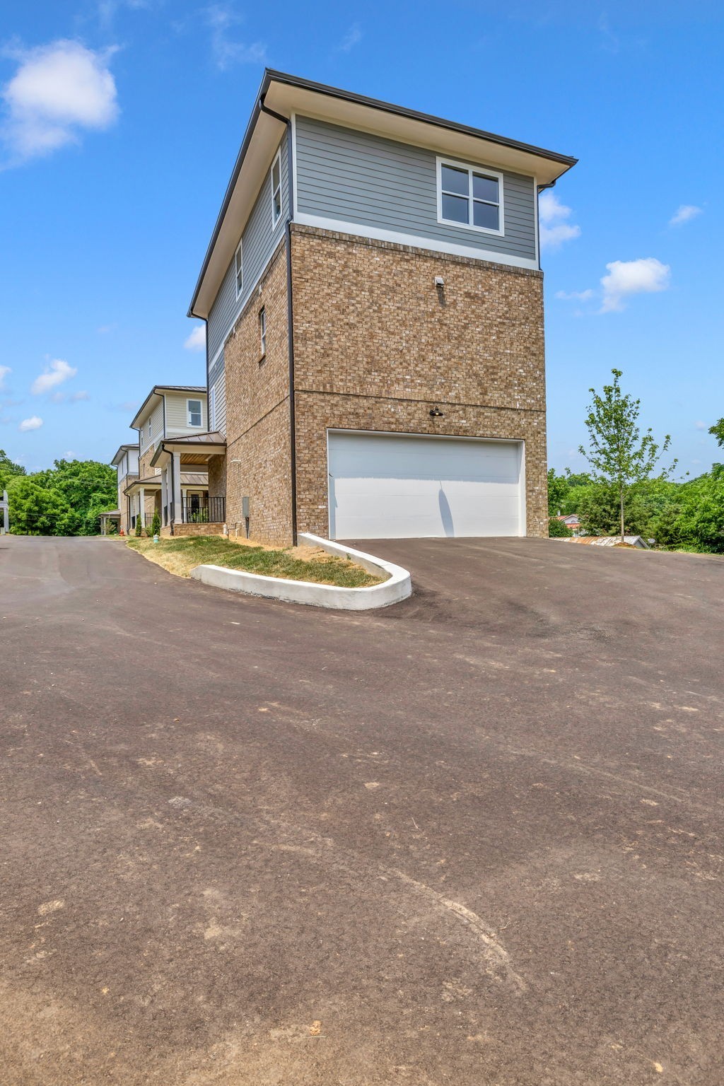 107 Demoss Road, Unit 3 Nashville, TN 37209 - Photo 31 of 35 Gallery Image 31