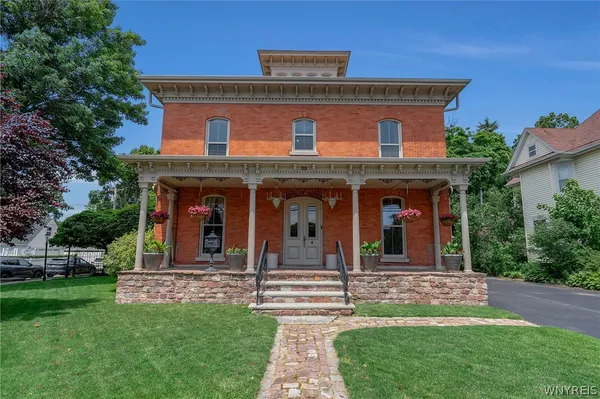 $499,000 | 33 State Street, Middleport, NY 14105